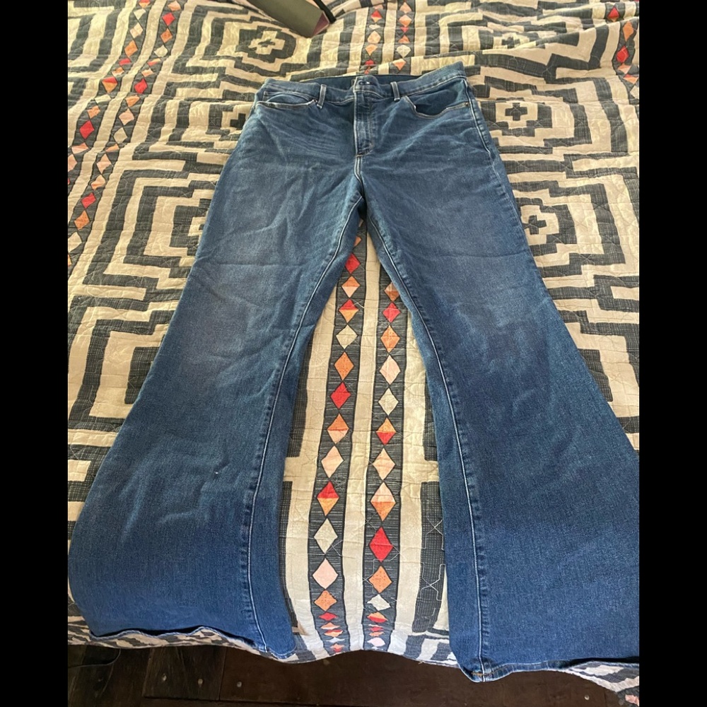 Bell bottoms, Abercrombie